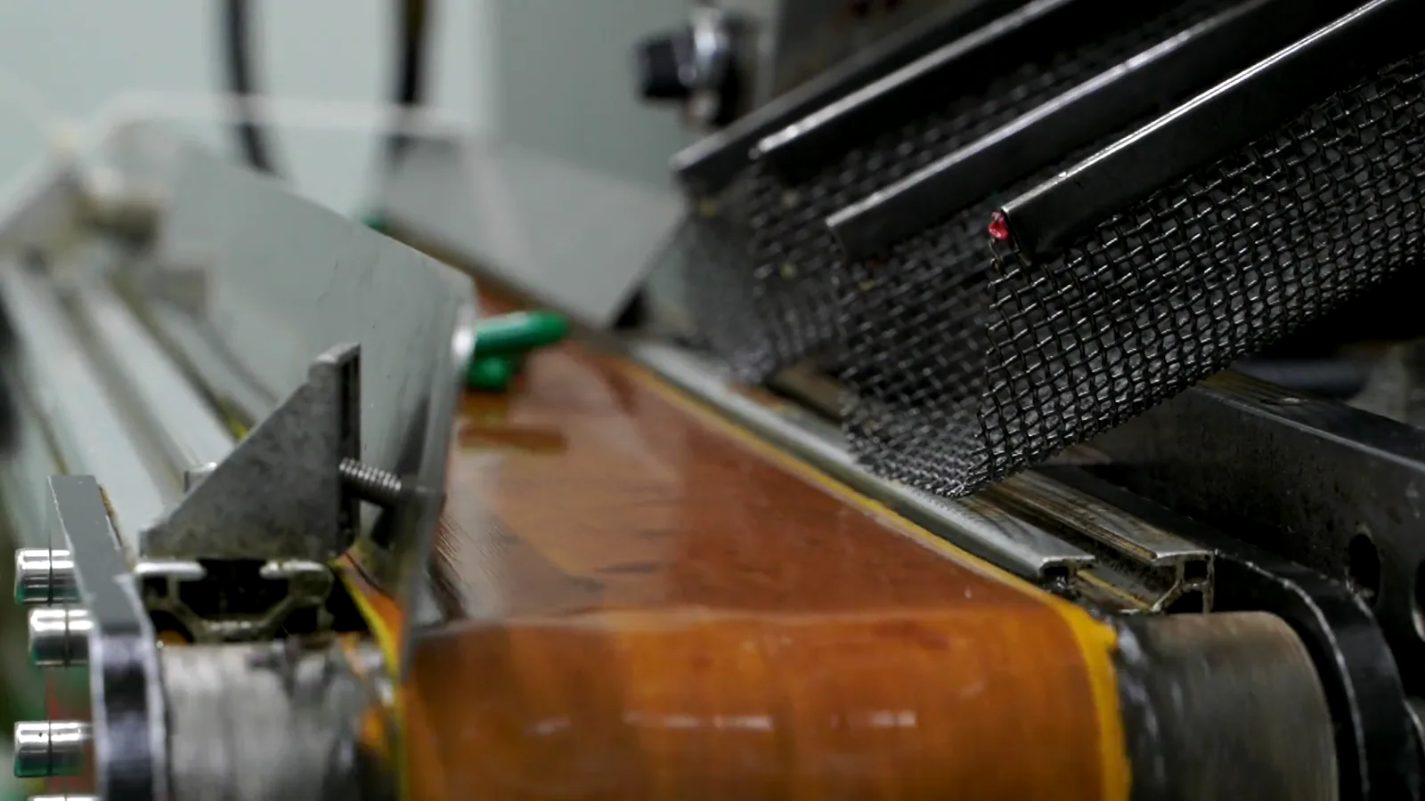 Manufacturing equipment under operational monitoring